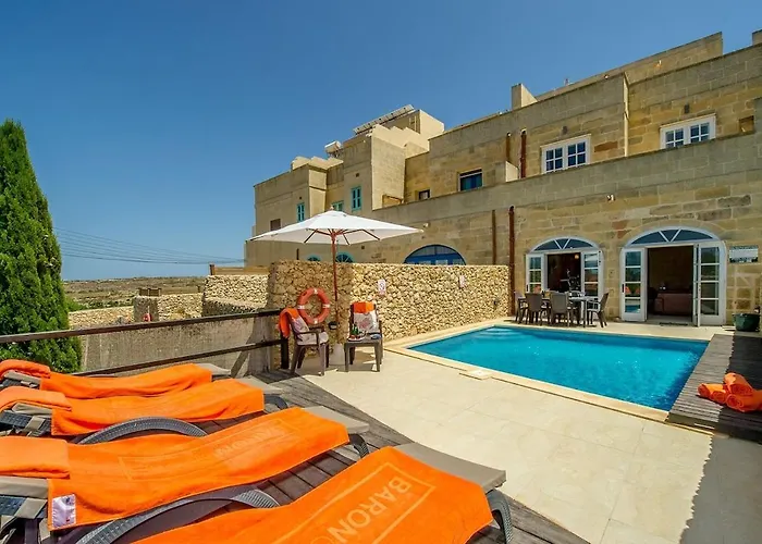 Hanini Holiday Home