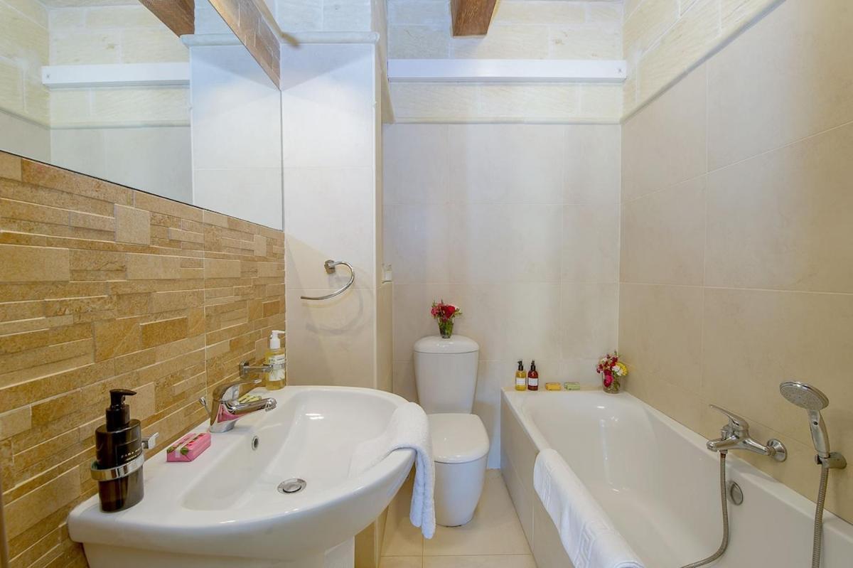 Hanini Country house